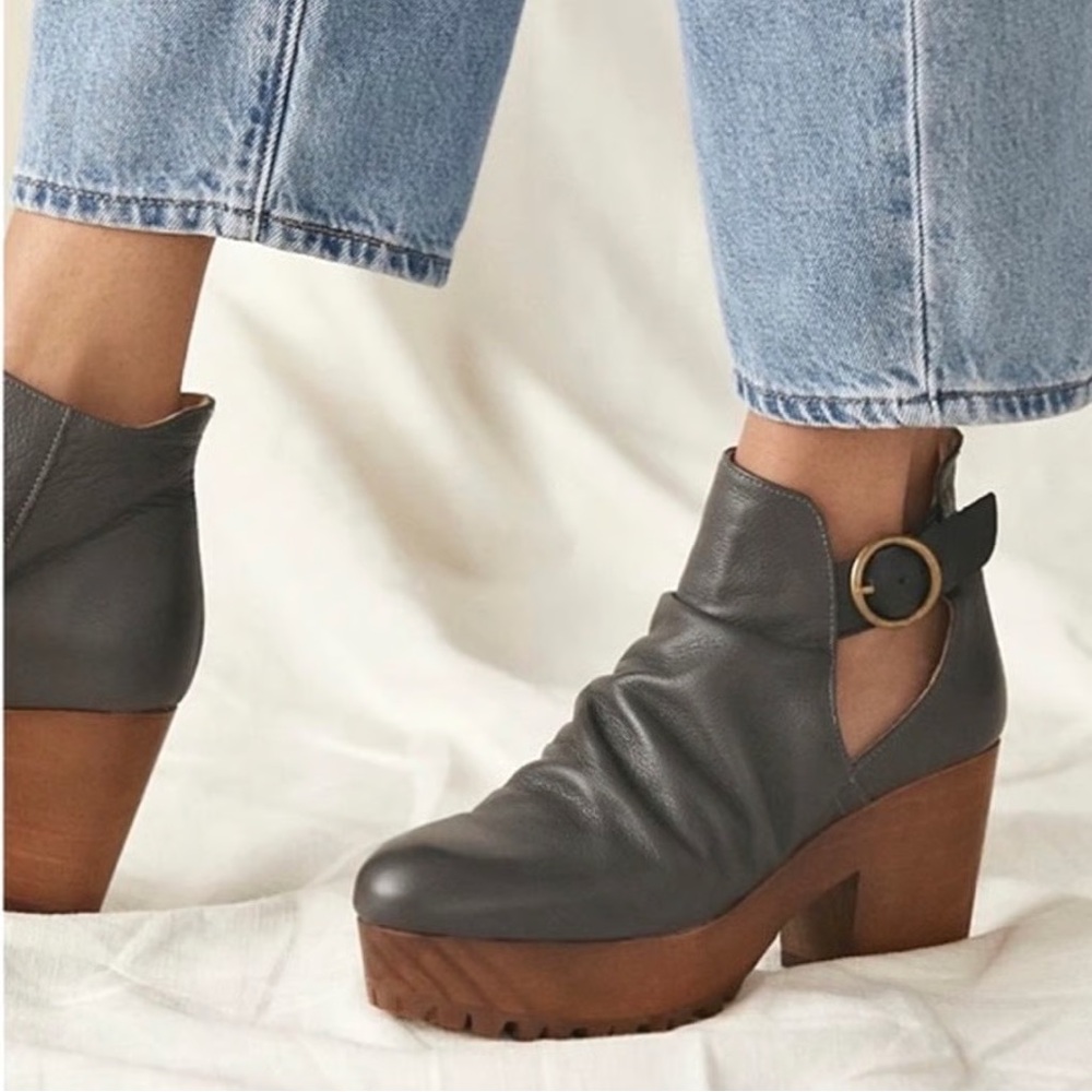 Free People Suri clog wooden heel platform shoes dark grey leather